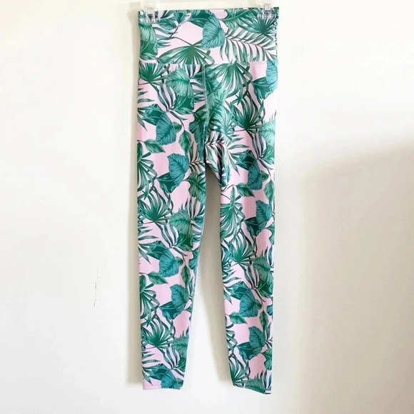 Beach Riot Piper high rise Leggings in Palm Pink and green size Medium - Picture 2 of 7